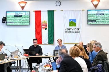 Együtt szavazott a Fidesz és a Kuytapárt, egyben marad a XII. kerületi képviselő-testület