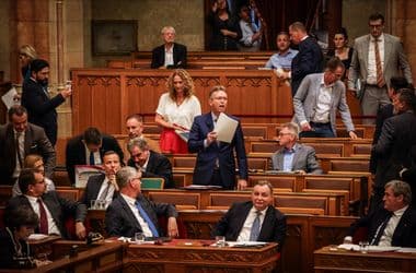 Négymilliárd forintot fizettek vissza eddig az NKA-nak a 17 milliárdos támogatásból részesülők