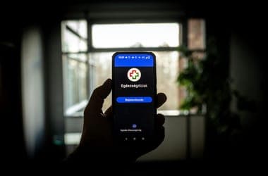 Ráncfelvarrás a felhőben: új orvos-informatikus gurut kapott az egészségügy