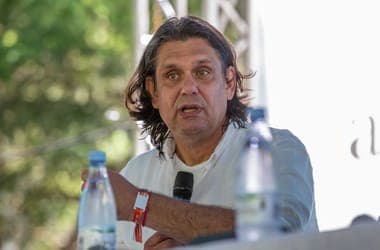 Benyújtották az összeférhetetlenségi törvényt, amely kizárná a politikusokat a sportszervezetek vezetéséből