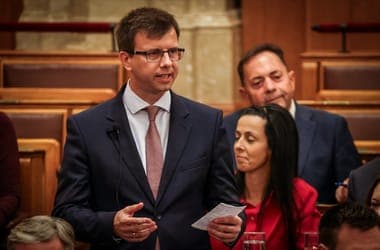 A Fidesz-frakció 10-15 százaléka is kicserélődhet az év végéig