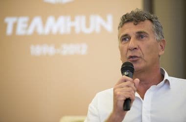 Nagykövetnek készült Havannába, végül külügyből is menesztették a kétszeres olimpiai bajnok Szabó Bencét