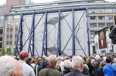 A norvég trónörökös és a kormány tagjainak jelenlétében emlékművet avattak Oslóban a Breivik-merényletek áldozatainak