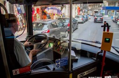 Meghosszabbítják az útvonalát, augusztus végétől az Örs vezér tere és a Dózsa György úti metróállomás között közlekedik a 81-es trolibusz