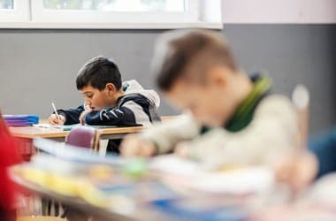 Betiltották az AI használatát New York iskoláiban