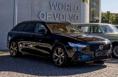 Hatalmas veszteséget produkált a Volvo, elküldenek több ezer embert