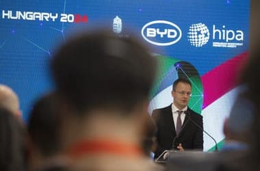 És akkor Szijjártó Péter megmutatta, milyen a keleti nyitás