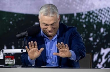Állítólag 28 ezren töltötték ki a Fidesz belső felmérését, aminek kérdéseit Orbán maga írta