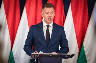 Energiaválság után, államfőválasztás előtt tart tájékoztatót Magyar Péter - élő