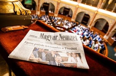 A Magyar Nemzet főszerkesztője szerint az olvasói szokások annyira megváltoztak, hogy „ebben a formában nem megy tovább”