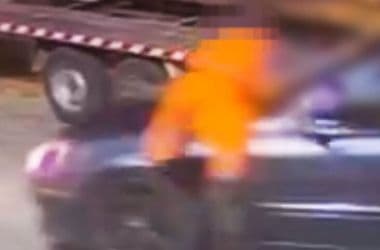 Nem fizette ki az autószerelőt egy férfi, inkább elhajtott vele a motorháztetőn