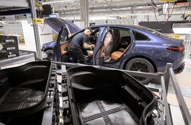 Welt-elemzés: Magyarország 70 százalékkal olcsóbb – a Mercedes-vezér sötét képet fest a német gazdaságról