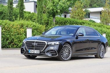 A legfényesebb csillag: teszten a luxust durván kimaxoló, legújabb V8-as Mercedes S-osztály