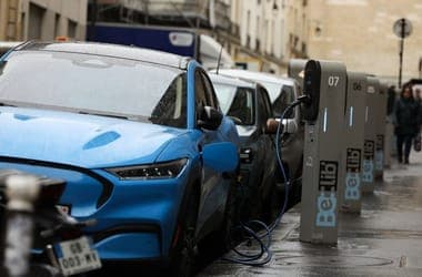 Óriásit nőtt az elektromos autók iránti kereslet Európában