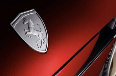 Tovább feszített húr: jobban kihegyezett, akár kézi váltós új V12-es Ferrari jöhet