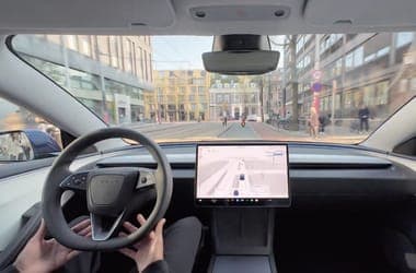 A Tesla nyomására titkosak maradnak az önvezető rendszer biztonsági tesztjei Európában