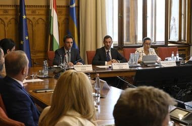 Melléthei-Barna Márton nemmel szavazott Unger Anna jelölésére a vagyonvisszaszerzési hivatal élére
