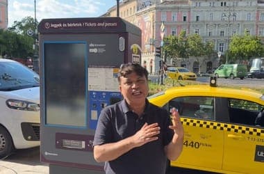 „Egy indiai ételfutár az utcán szólított meg, és azt kérdezte, hogy tudok-e magyar doktori ösztöndíjat ajánlani a feleségének”