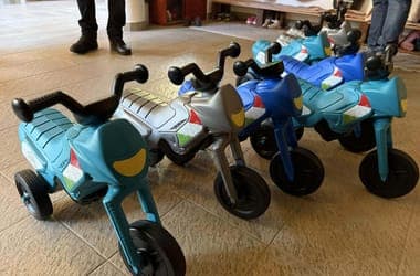Házkutatásokat tartottak a Balásy Gyuláéktól túlárazva beszerzett játékmotorok ügyében