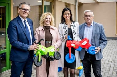 Hűtlen kezelés gyanújával nyomoznak a játékmotorok ügyében, amiket túlárazva vett Hankó Balázs minisztériuma