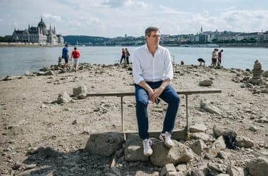 Karácsony bejelentette: szeptembertől visszatér a régi kerékvágásba a főváros