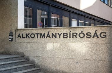 Hétfőn tárgyalja az Alkotmánybíróság, jogosan mozdította-e el a parlament Sulyok Tamást