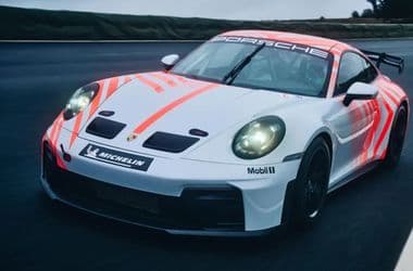 Bemutatta új, ”olcsó” versenyautóját a Porsche