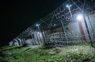 Hétfőn lejár egy Orbánéktől örökölt válsághelyzet, vajon meghosszabbítja a Tisza-kormány?