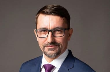 Fidesz-közeli erdélyi politikusé lett tucatnyi magyar nyelvű rádiócsatorna