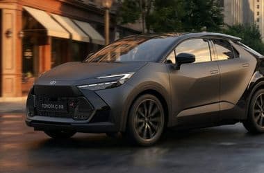 Szemrevaló sportos újdonsággal ünnepel a Toyota