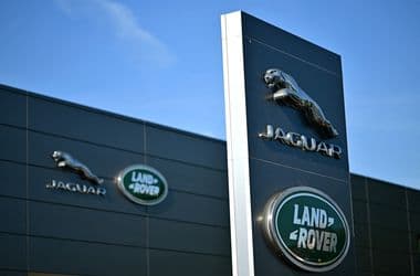 Négyezer embert rúgna ki a Jaguar Land Rover