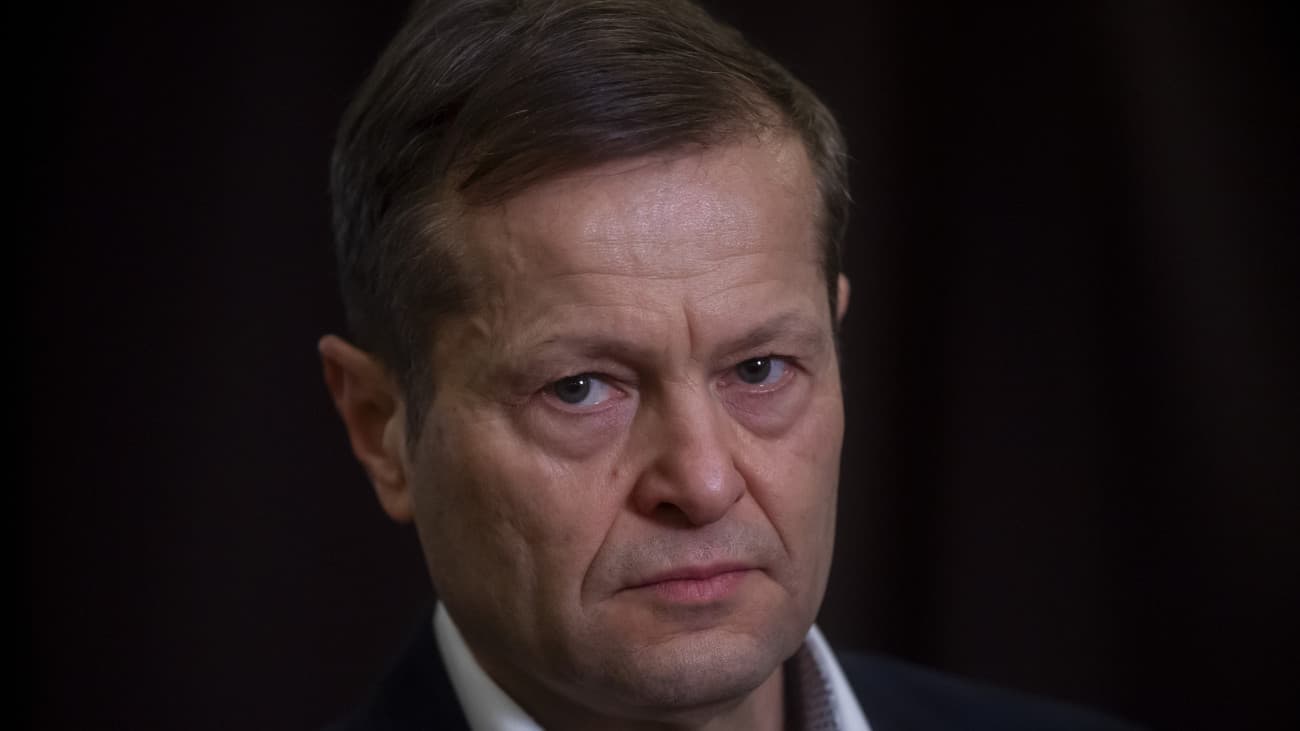 Krausz Ferenc lemondott a Corvin-láncról