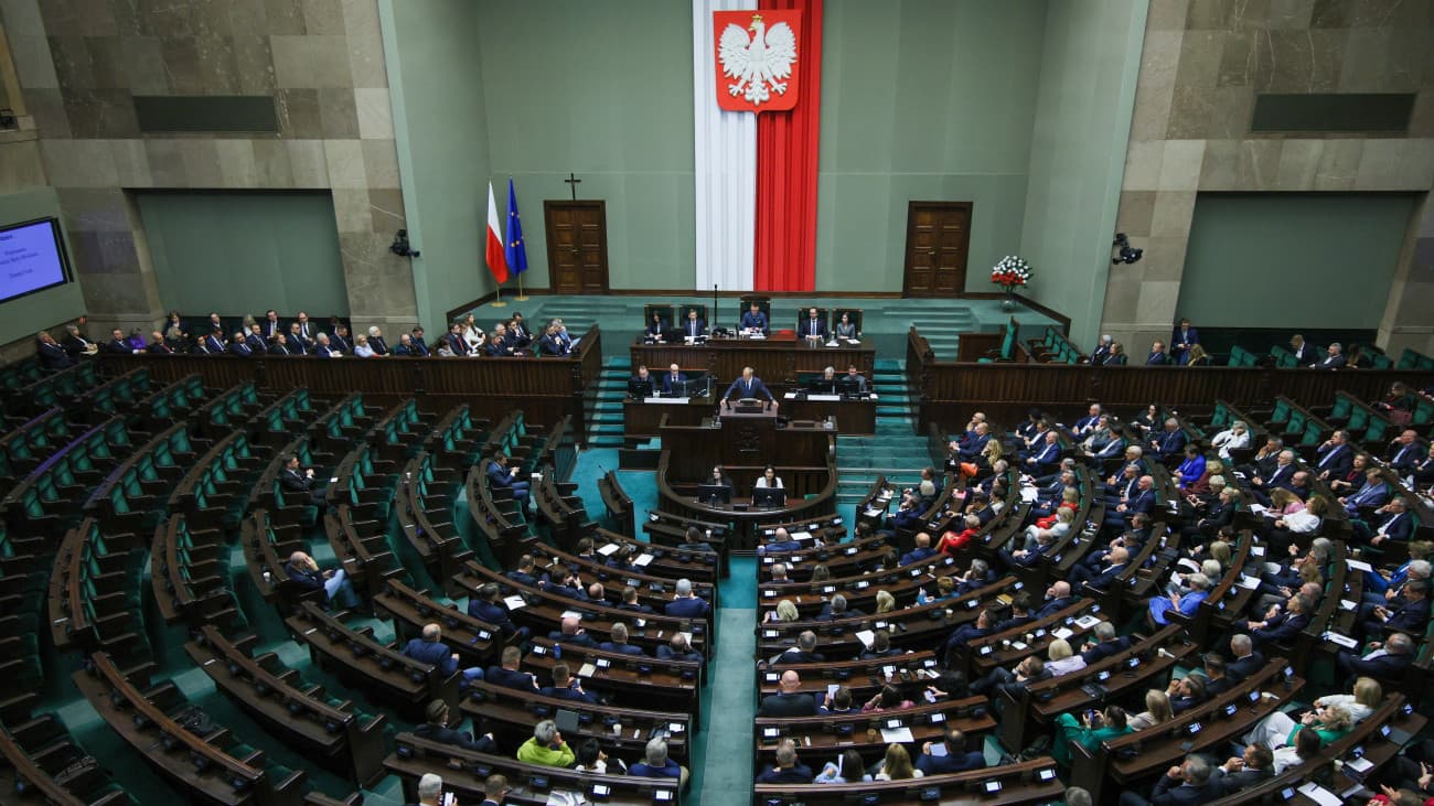 Lazít az abortuszszabályokon a parlament Lengyelországban