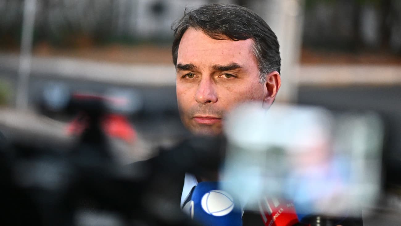 Bár pártja kiadott egy nyilatkozatot, Flávio Bolsonaro bíróságra megy