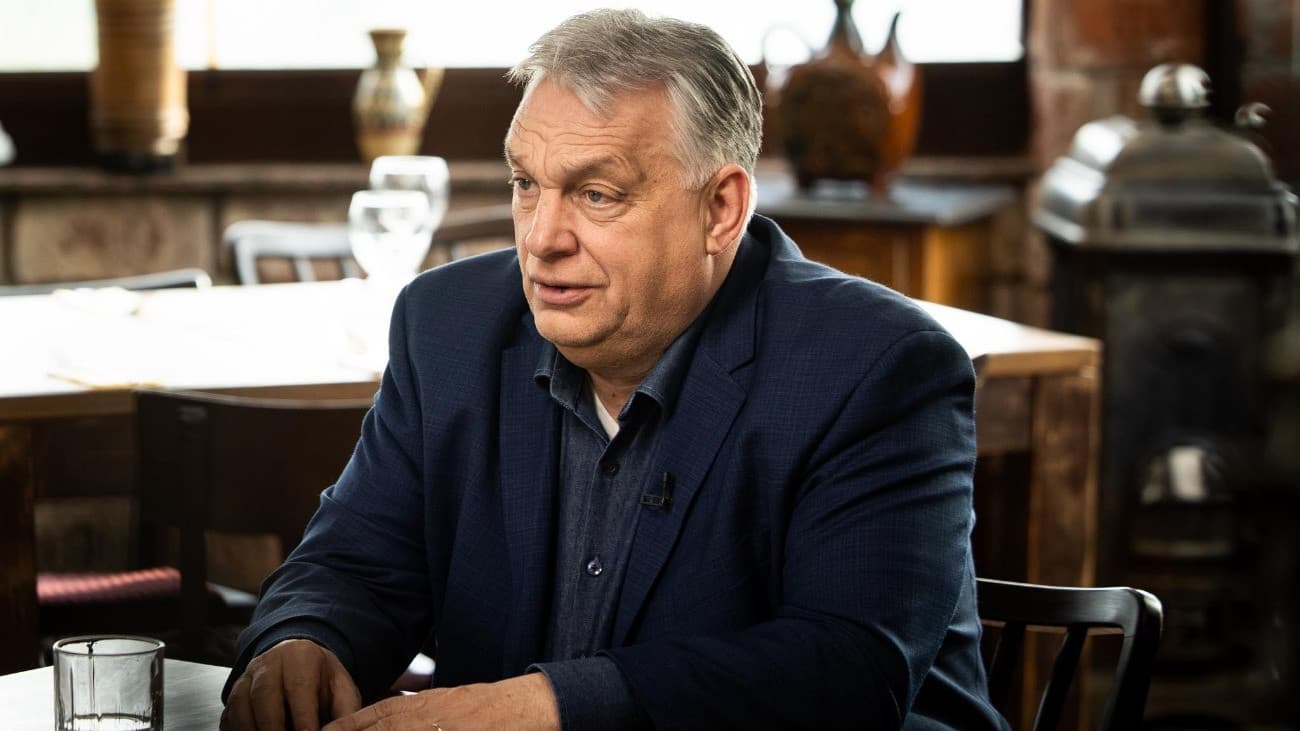 Meglepő, hol fotózták le Orbán Viktort