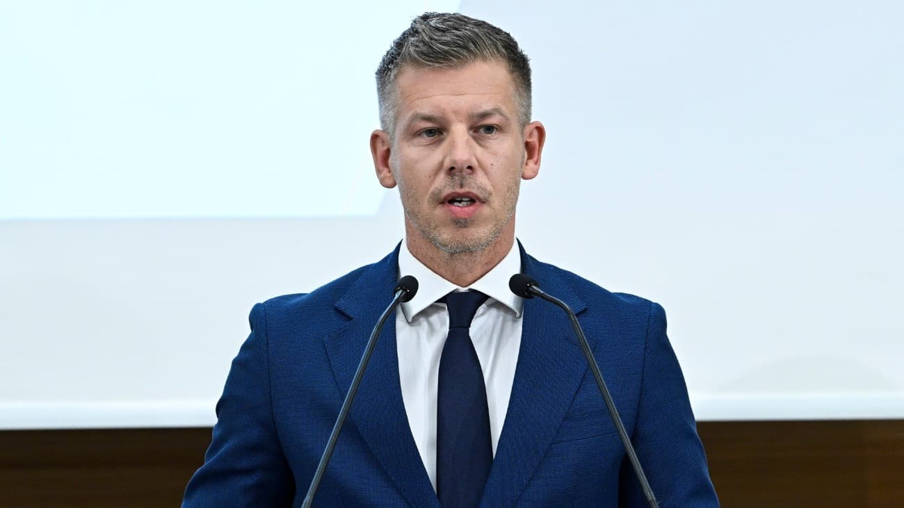 Magyar Péter kemény üzenetet küldött