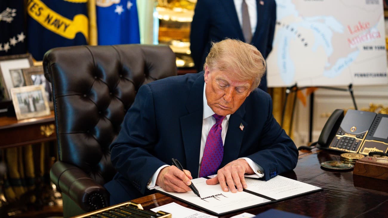 Trump kiharcolta: már nemcsak a Google-nál új a tó neve