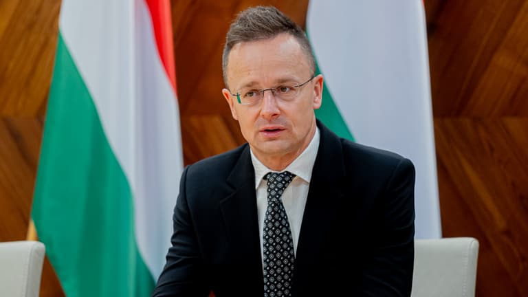 Kiderült, kötelező volt-e a részvétel a Külügyminisztérium munkatársainak Szijjártó Péter sajtótájékoztatóin