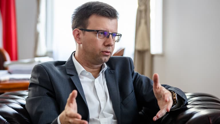 Verselemzés Bóka Jánossal és József Attilával