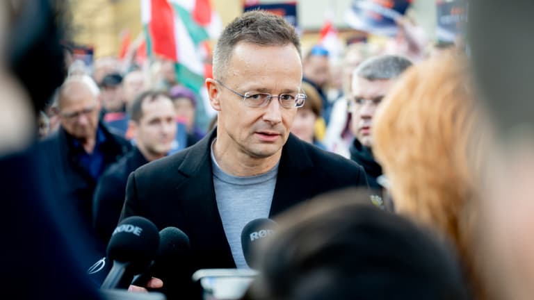 RTL: közpénzből szállásolták el a Szijjártó Péter vezette minisztérium vendégeit a Dorothea Hotelben