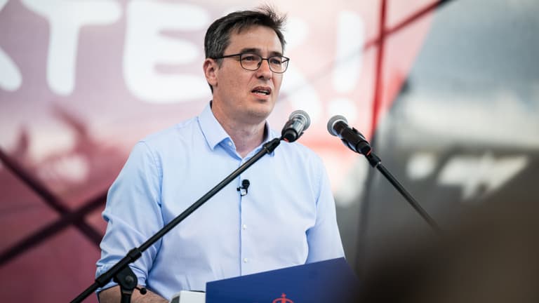 Csődközeli helyzet Budapesten: szeptemberben szakadékba dőlhet a főváros