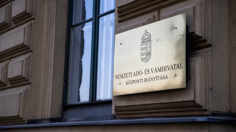 Lecsapott a NAV: feltárták, mi zajlott a népszerű tévéműsorok kulisszái mögött