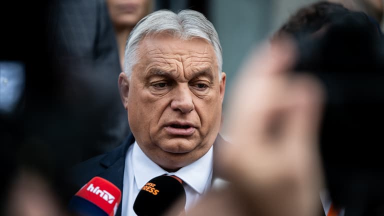 Bloomberg: Orbán Viktor brüsszeli hálózata is veszélybe került a megvont források miatt