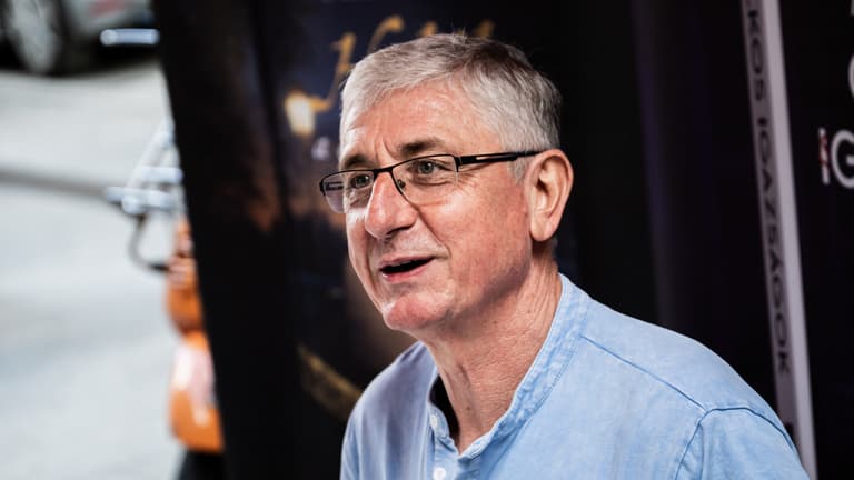 Gyurcsány Ferenc kibújt a fal mögül, és azt mondta: Rendszert váltani félnetek nem kell, jó lesz