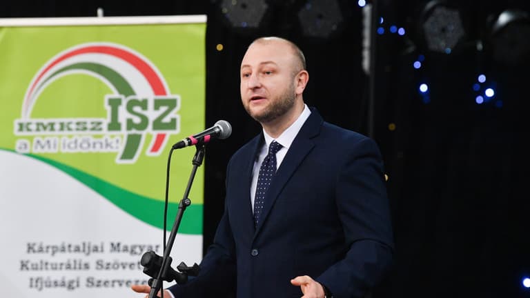 Fordulatot hozhat Kijev döntése, megmenekülhetnek a kis magyar iskolák Kárpátalján
