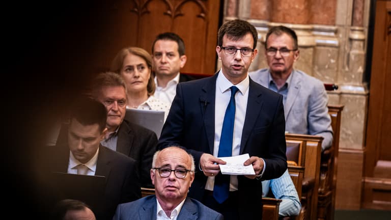 Bóka János posztja alatt kitört a kommentháború Magyar Péter hozzászólása után