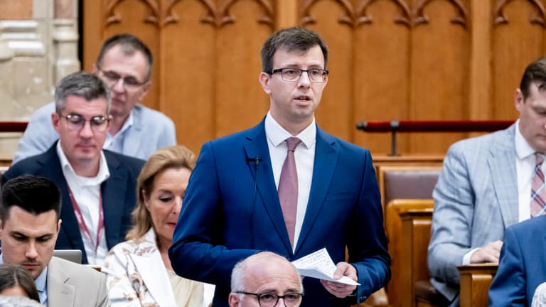 A Fidesz nem vesz részt az NVVH vezetőinek kiválasztásában, és az Alkotmánybírósághoz fordul