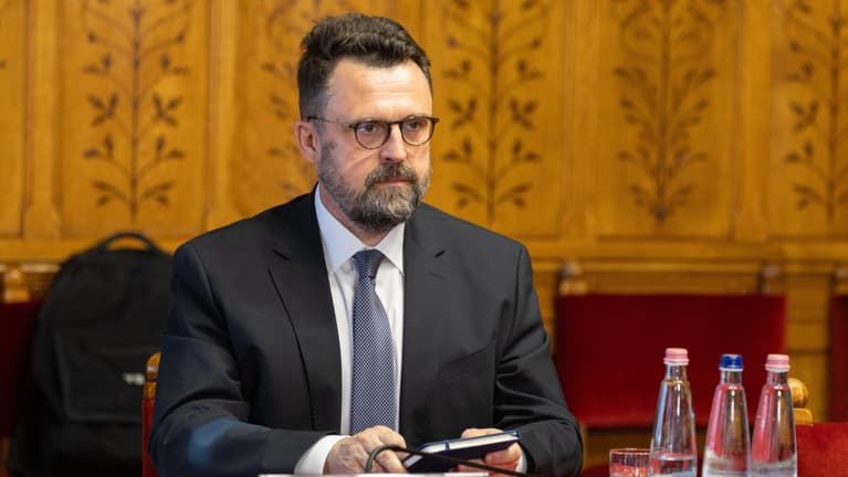 Olyan döntést hozott a parlament, amilyenre a kormányváltás óta nem volt példa