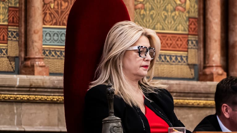 Hallerné Nagy Anikó szerint eredményes a soproni látogatása, csúszik a színházigazgató kinevezése
