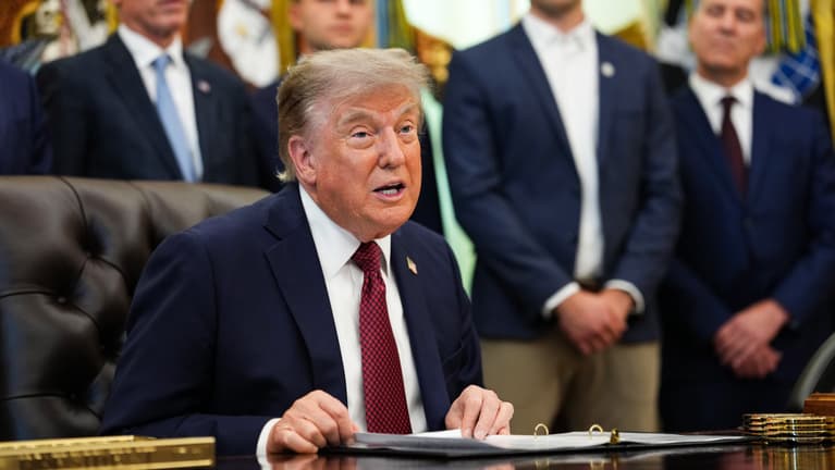 Tinédzser életmentőt tüntetne ki Donald Trump, videón az akciója